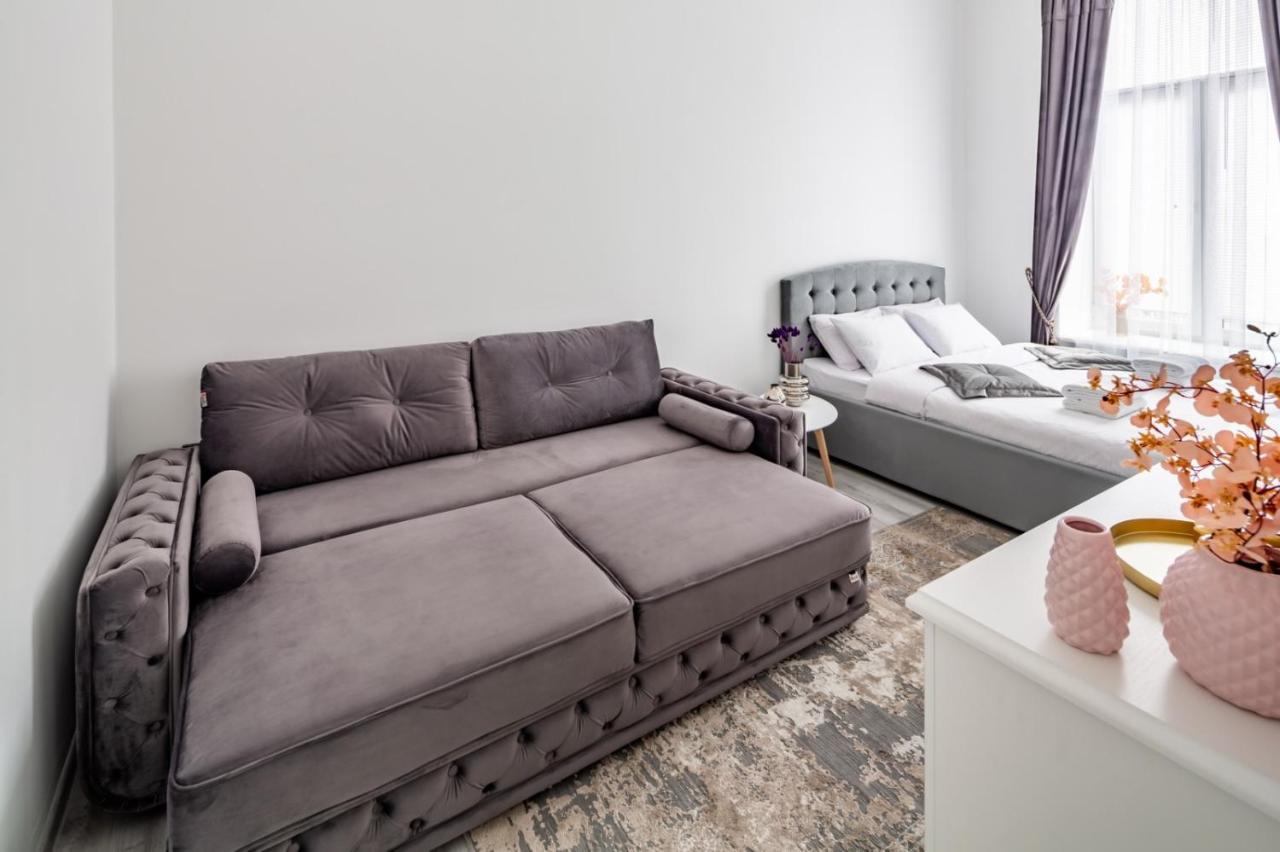Apartment Avangard Shevchenko Avenue 25