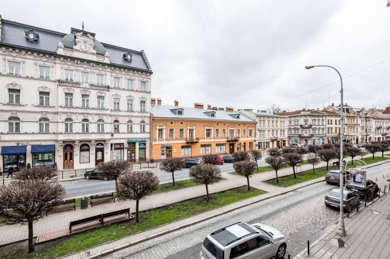 Avangard Shevchenko Avenue 25 *